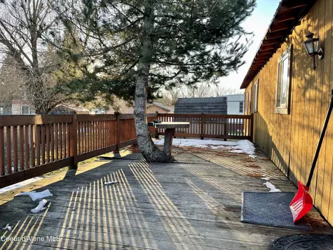 8572 W Park Loop, Rathdrum, ID 83858