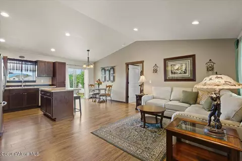 1447 E Yellowstone Ave, Post Falls, ID 83854 photo 7