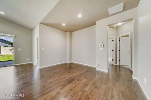 Living - 589 E Penrose Ave, Post Falls, ID 83854 photo 4 of 5