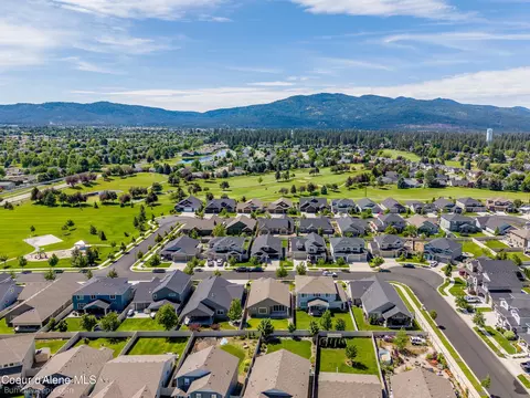 View/Area - 589 E Penrose Ave, Post Falls, ID 83854 photo 4 of 9