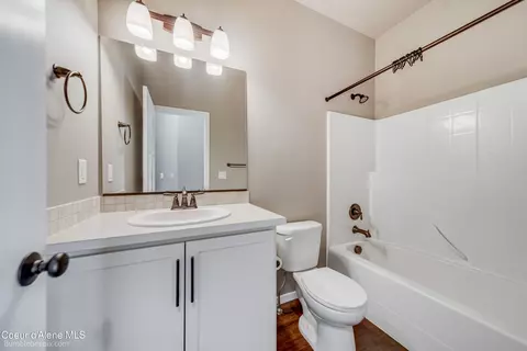 Bath - 589 E Penrose Ave, Post Falls, ID 83854 photo 3 of 3