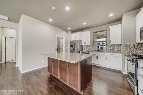 Kitchen - 589 E Penrose Ave, Post Falls, ID 83854 photo 1 of 4