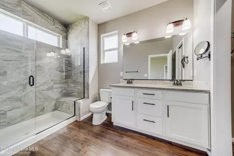 Bath - 589 E Penrose Ave, Post Falls, ID 83854 photo 1 of 3