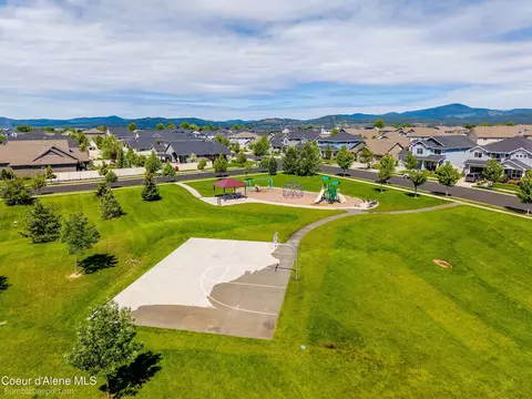 View/Area - 589 E Penrose Ave, Post Falls, ID 83854 photo 6 of 9