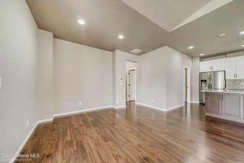 Living - 589 E Penrose Ave, Post Falls, ID 83854 photo 5 of 5