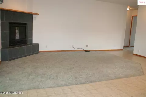 Living - 1601 Sequoia St, Sandpoint, ID 83864 photo 7 of 7