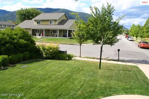 Exterior - 1601 Sequoia St, Sandpoint, ID 83864 photo 3 of 17