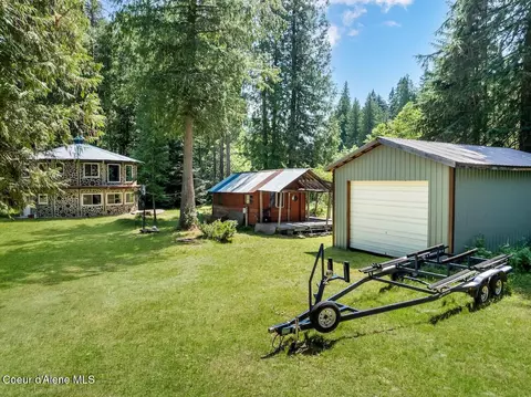 316 Granite Creek Rd, Nordman, ID 83848