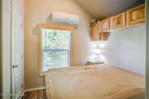 Bedroom - 15040 S Bench Rd, Harrison, ID 83833 photo 1 of 1