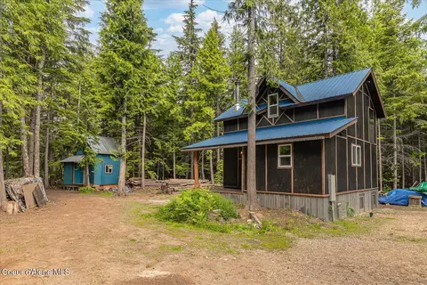 Exterior - 508 Cedar Grv, Sandpoint, ID 83864 photo 3 of 15