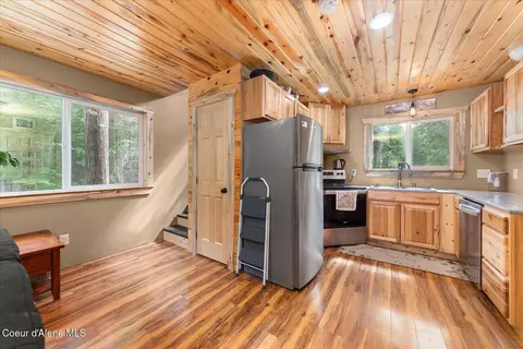 Kitchen - 508 Cedar Grv, Sandpoint, ID 83864 photo 1 of 6