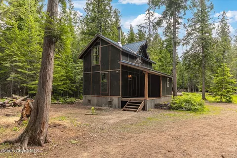 Exterior - 508 Cedar Grv, Sandpoint, ID 83864 photo 2 of 15
