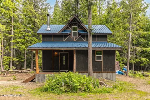 508 Cedar Grv, Sandpoint, ID 83864