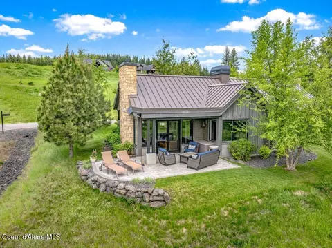6947 W Chardonnay Ln, Coeur D'alene, ID 83814