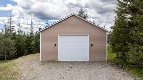 Exterior - 8917 E Riley Loop, Athol, ID 83801 photo 1 of 2