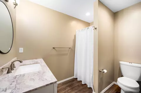 Bath - 8917 E Riley Loop, Athol, ID 83801 photo 1 of 1