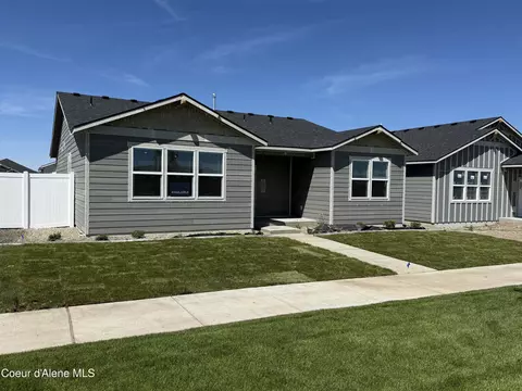 5330 E Antares Ln, Post Falls, ID 83854