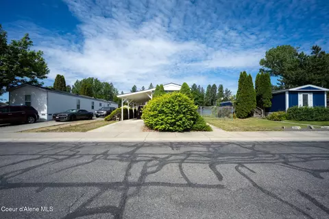 5487 N Burkshire Ave, Coeur D'alene, ID 83815