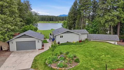 15720 N Ridgeway Ln, Hayden, ID 83835