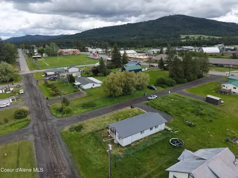 View/Area - 1465 D St, Plummer, ID 83851 photo 3 of 6