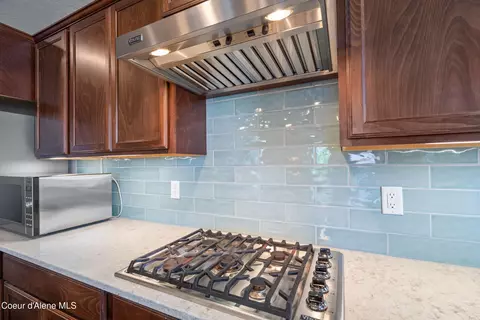 Kitchen - 3020 N Backweight Loop, Post Falls, ID 83854 photo 6 of 6