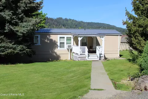 166 Garden Way, Saint Maries, ID 83861