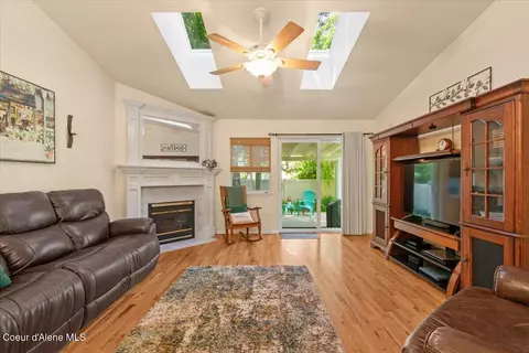 5765 N Carlisle Rd, Coeur D'alene, ID 83815