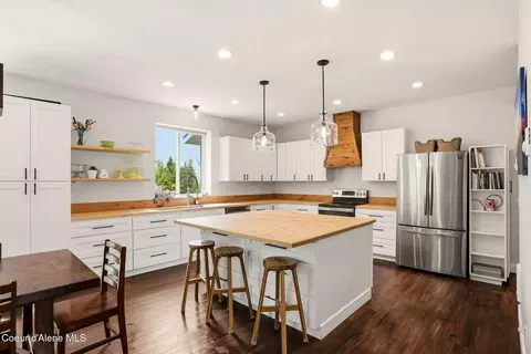 Kitchen - 170 Michael Ln, Sandpoint, ID 83864 photo 1 of 7