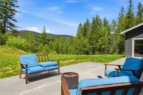 Exterior - 170 Michael Ln, Sandpoint, ID 83864 photo 2 of 4