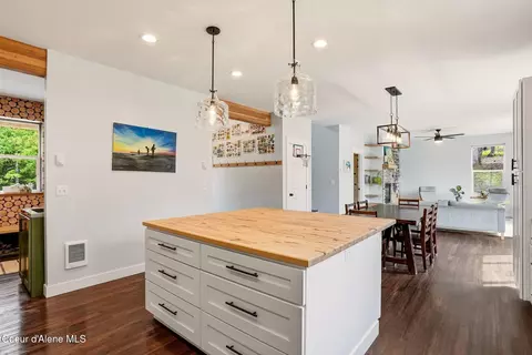 Kitchen - 170 Michael Ln, Sandpoint, ID 83864 photo 7 of 7