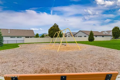 1403 N Skykomish Dr, Post Falls, ID 83854 photo 27