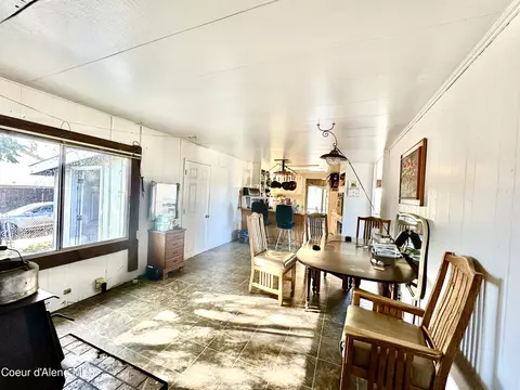 Dining - 1449 C St, Plummer, ID 83851 photo 1 of 2