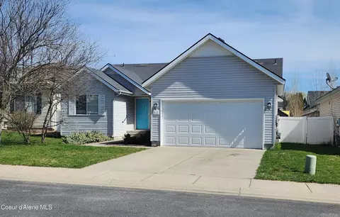 828 N Doryport Ct, Post Falls, ID 83854