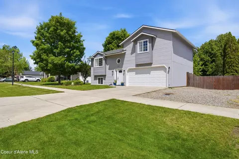 1019 W Starling Ave, Hayden, ID 83835