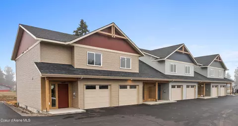 9814 N Laylin Cir, Hayden, ID 83835