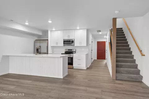 9814 N Laylin Cir, Hayden, ID 83835