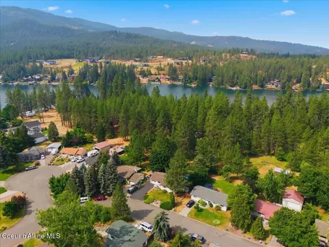 View/Area - 1935 E Sundance Dr, Post Falls, ID 83854 photo 2 of 6