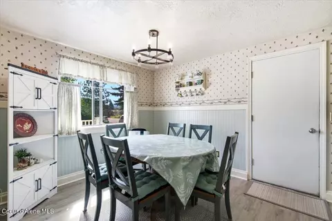 Dining - 1935 E Sundance Dr, Post Falls, ID 83854 photo 1 of 2