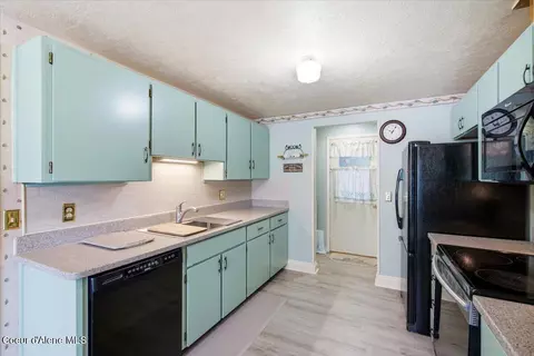 Kitchen - 1935 E Sundance Dr, Post Falls, ID 83854 photo 1 of 4