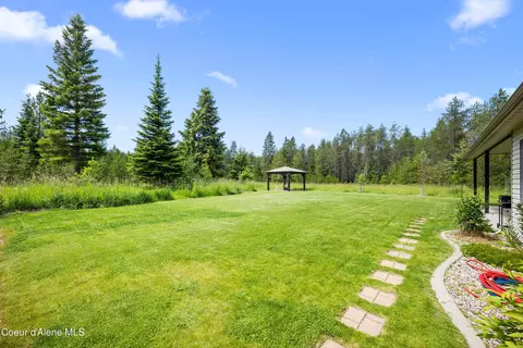Exterior - 8436 E Snowy Ln, Athol, ID 83801 photo 6 of 12