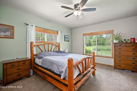 Bedroom - 8436 E Snowy Ln, Athol, ID 83801 photo 2 of 3