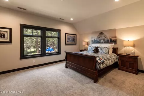 Bedroom - 10875 S Skyview Rd, Harrison, ID 83833 photo 4 of 5