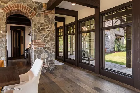 Entry Way - 10875 S Skyview Rd, Harrison, ID 83833 photo 3 of 14
