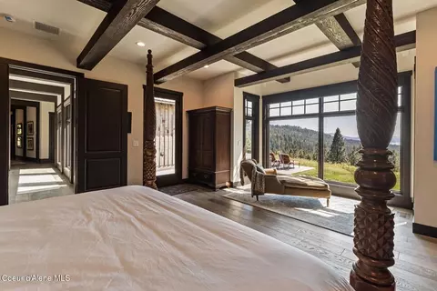 Bedroom - 10875 S Skyview Rd, Harrison, ID 83833 photo 2 of 5
