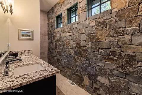 Bath - 10875 S Skyview Rd, Harrison, ID 83833 photo 6 of 7
