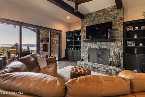 Living - 10875 S Skyview Rd, Harrison, ID 83833 photo 6 of 7