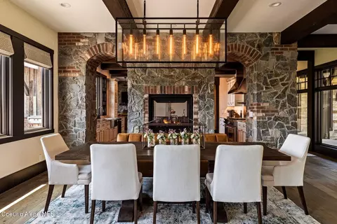 Dining - 10875 S Skyview Rd, Harrison, ID 83833 photo 3 of 5