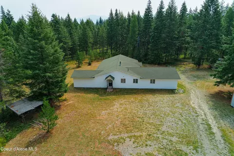 Exterior - 8924 E Black Bear Rd, Athol, ID 83801 photo 4 of 13