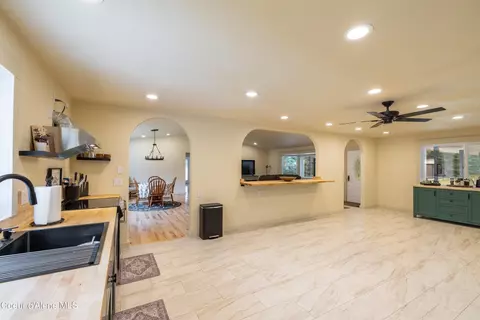 Kitchen - 8924 E Black Bear Rd, Athol, ID 83801 photo 2 of 2