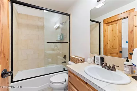 Bath - 509 Becker Ln, Dover, ID 83825 photo 4 of 4